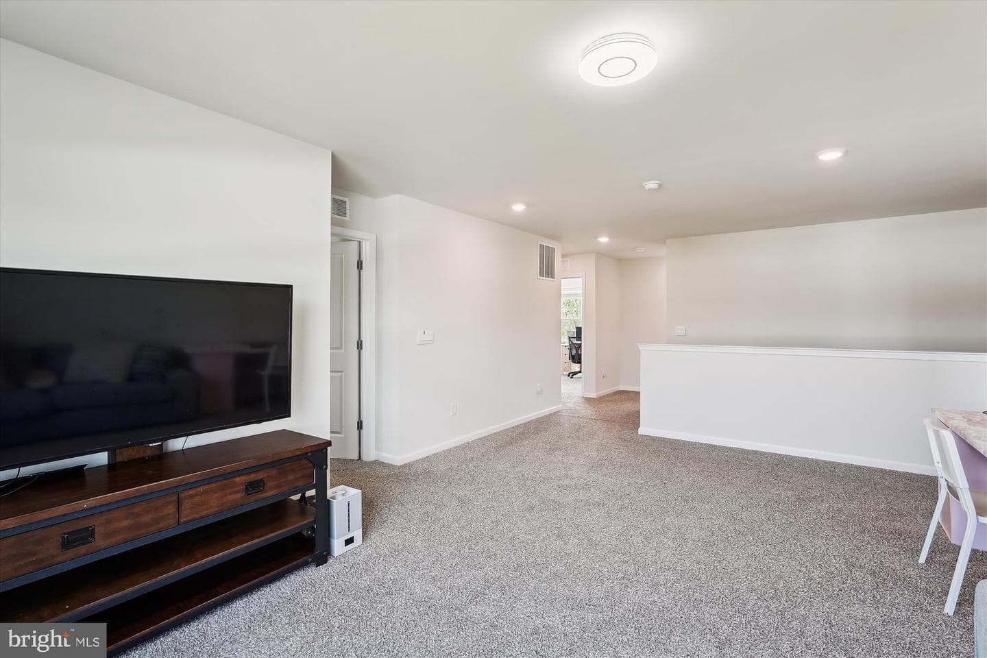 348 Tyson Drive photo 24