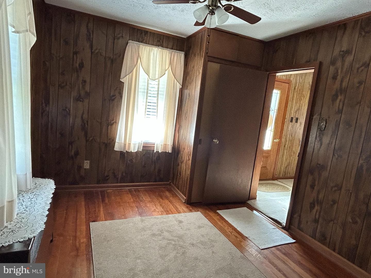 238 Walnut Street photo 16