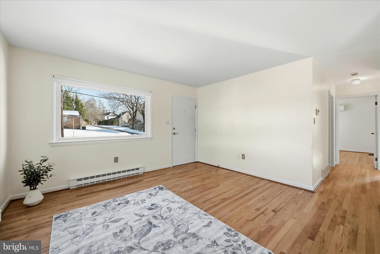 311 S Buckmarsh Street photo 15