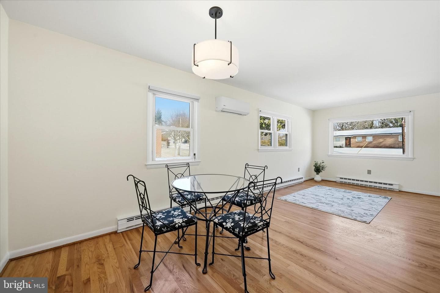 311 S Buckmarsh Street photo 18