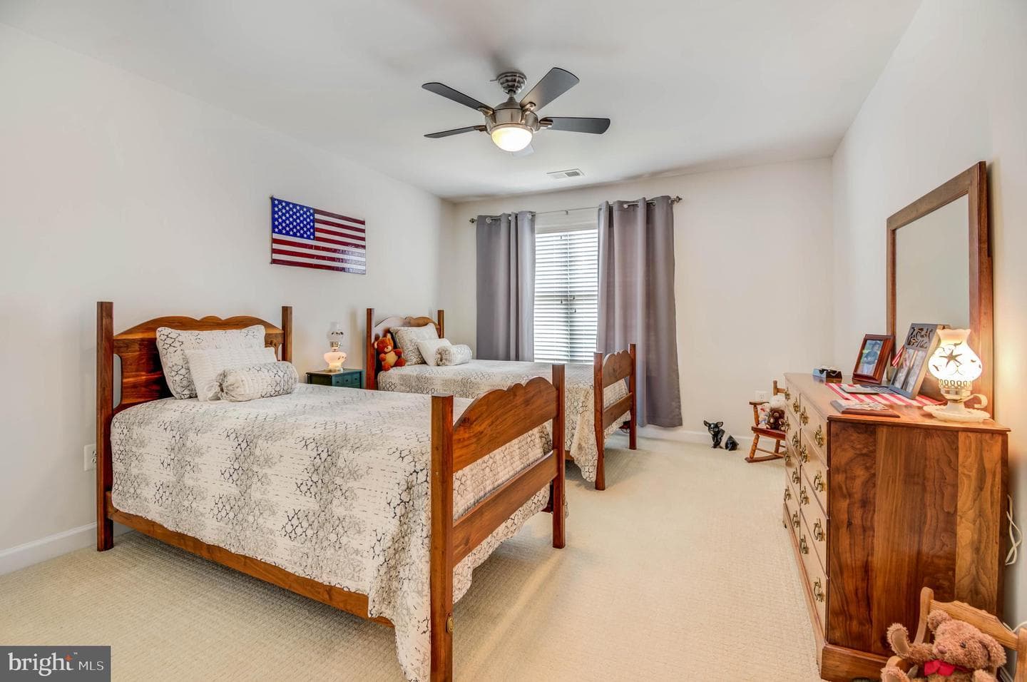 113 Roseville Court photo 33