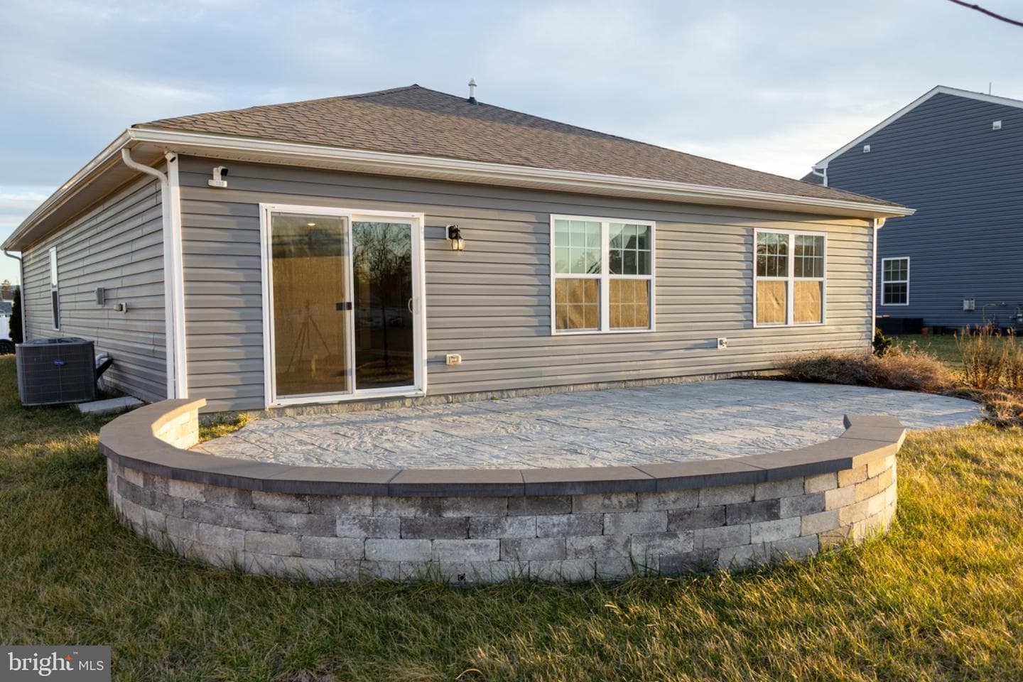 517 Harper Drive photo 2