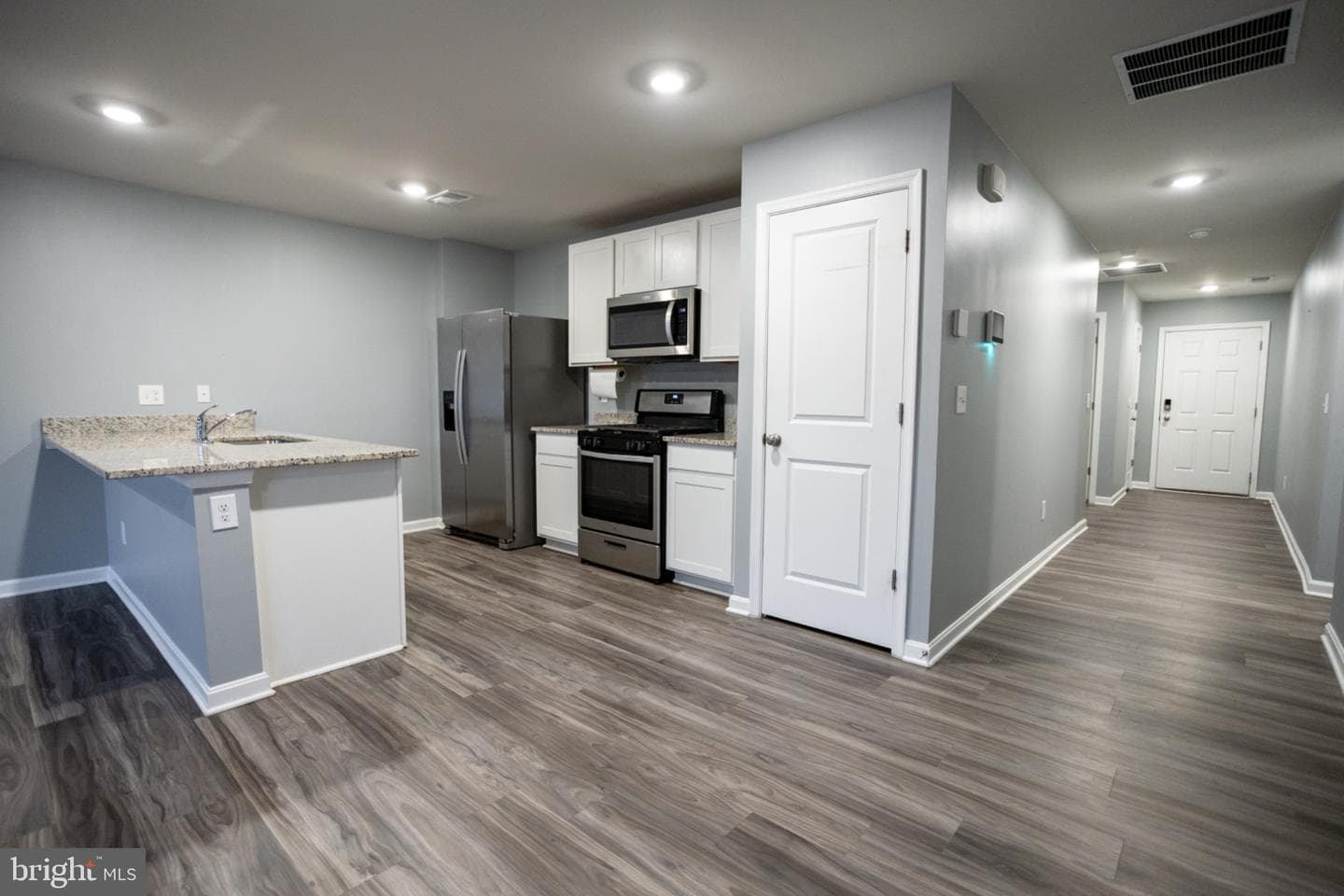 517 Harper Drive photo 3