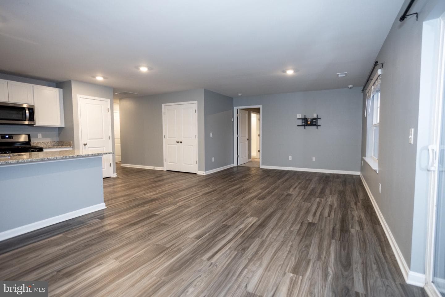 517 Harper Drive photo 4