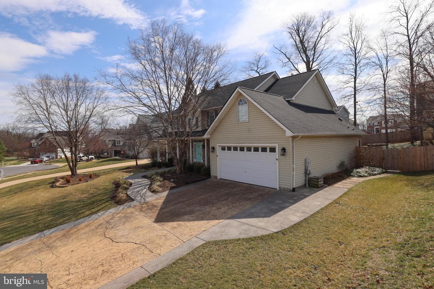 413 Montgomery Court photo 74
