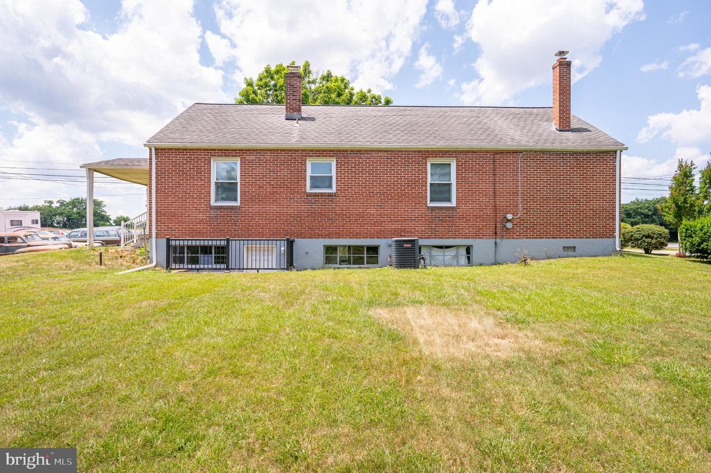 6073 Lord Fairfax Highway photo 20