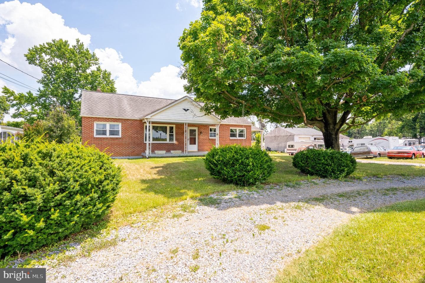 6073 Lord Fairfax Highway photo 3