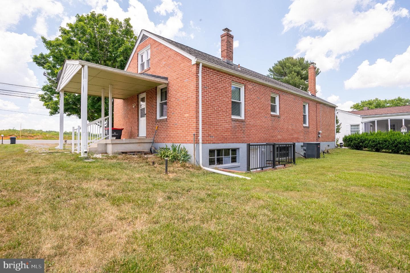 6073 Lord Fairfax Highway photo 36