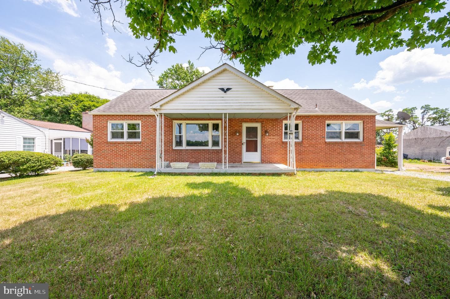 6073 Lord Fairfax Highway photo 5