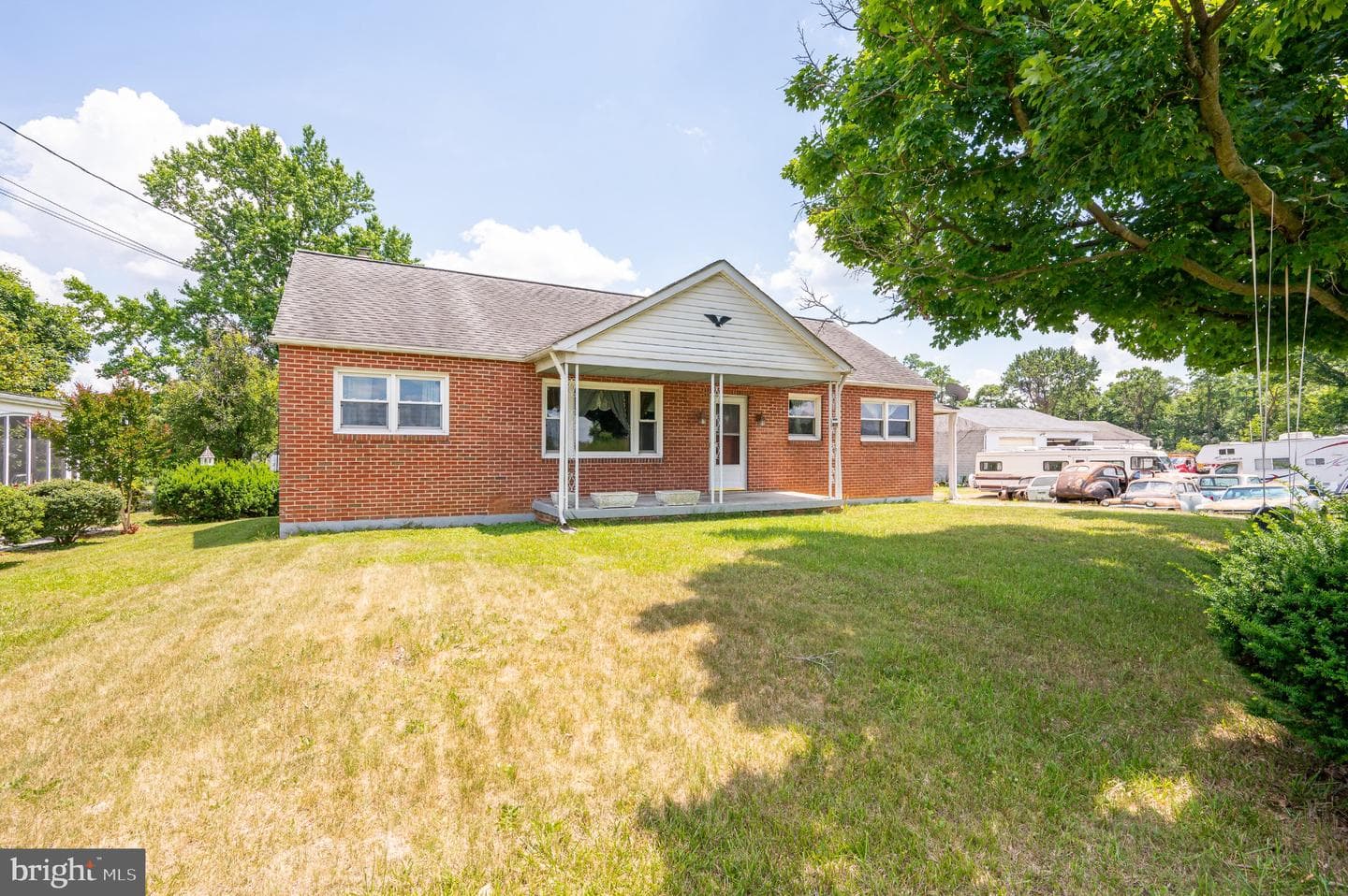 6073 Lord Fairfax Highway photo 7