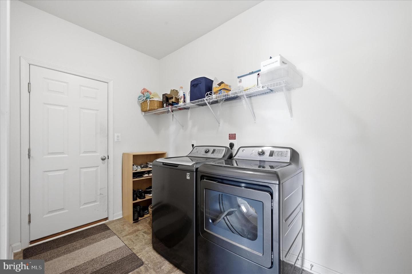 412 Delany Court photo 34