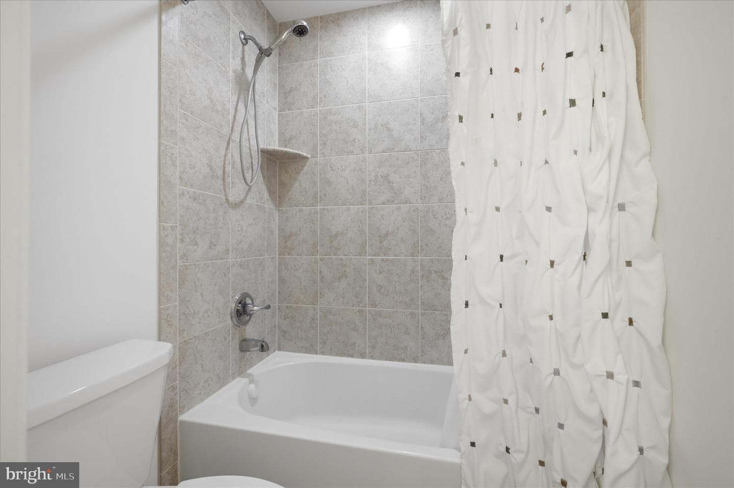 412 Delany Court photo 44