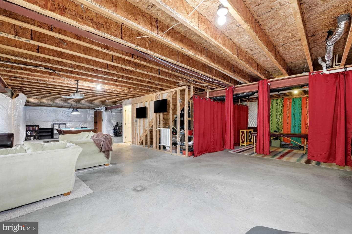 412 Delany Court photo 53
