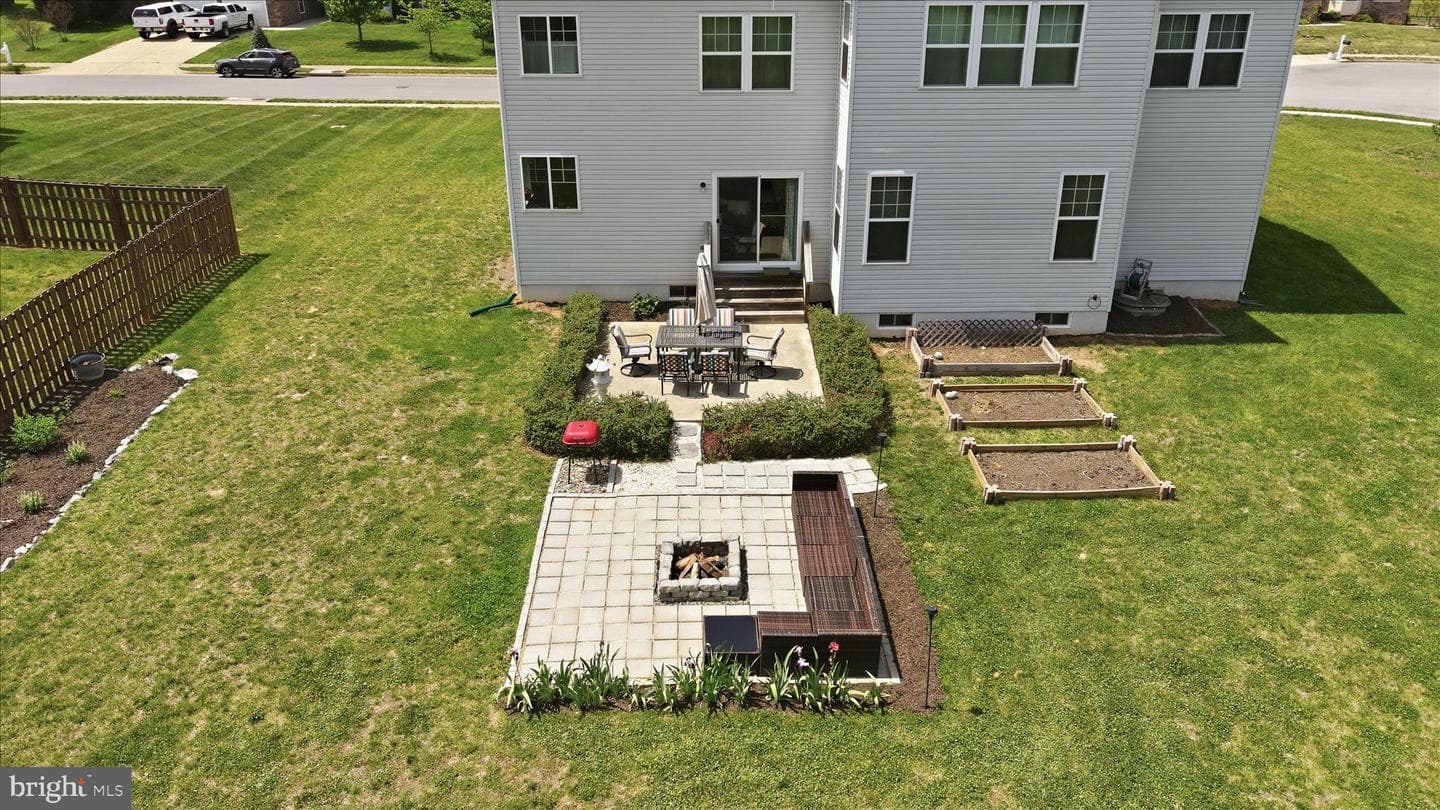 412 Delany Court photo 60