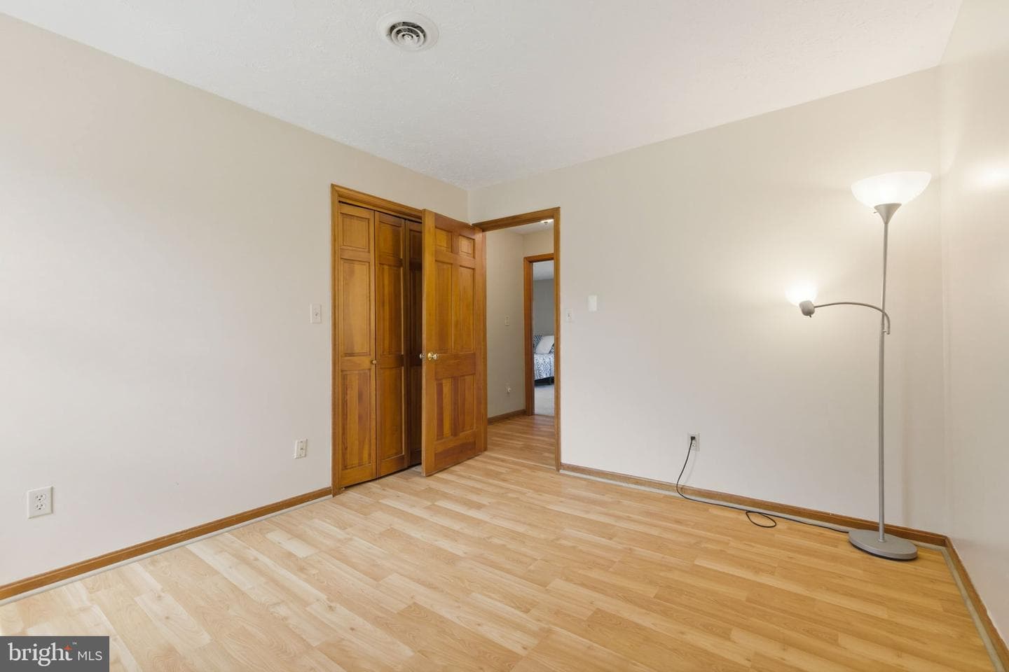 1527 Shenandoah River Lane photo 35
