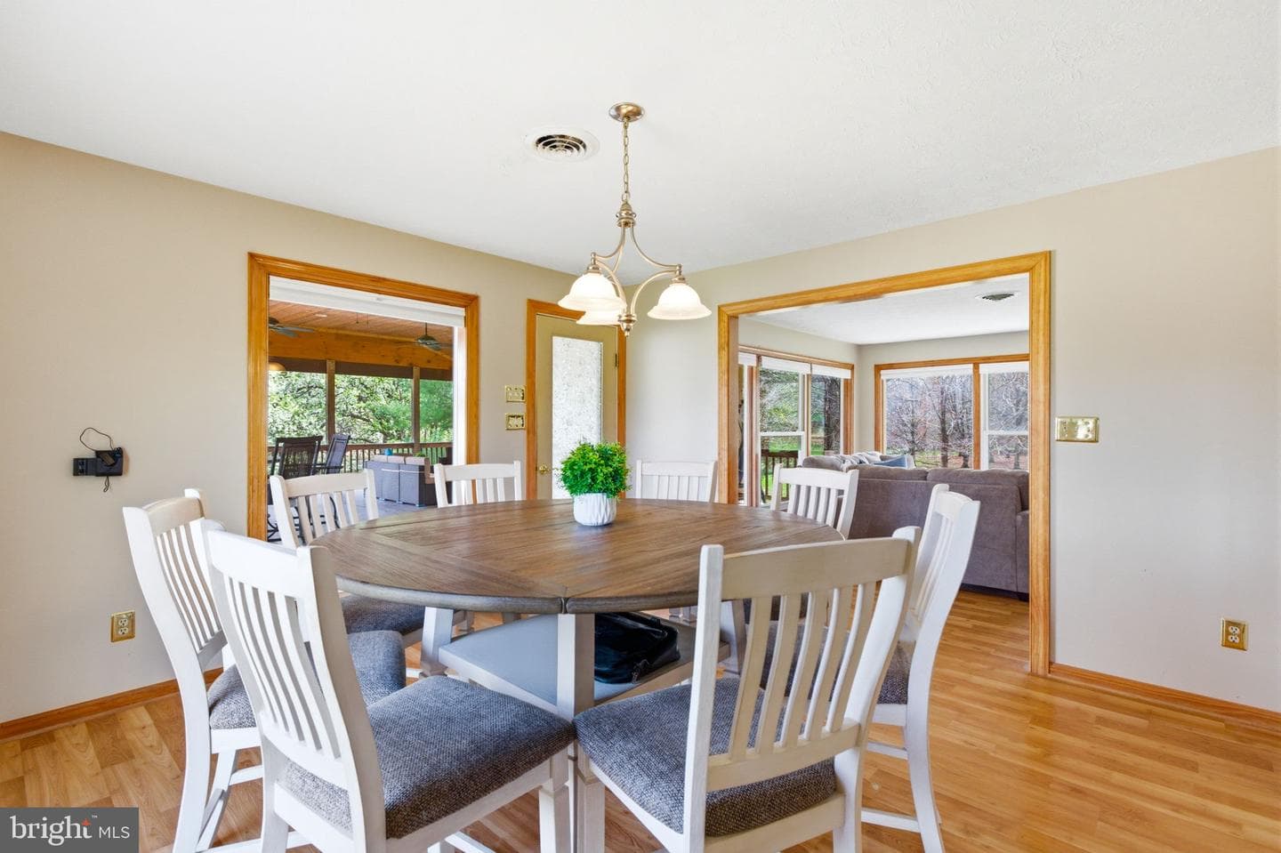 1527 Shenandoah River Lane photo 55