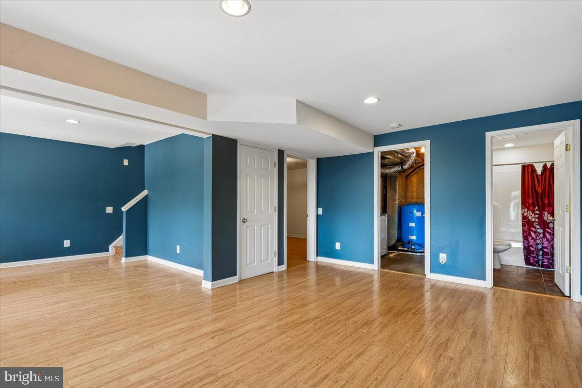 250 Lafayette Lane photo 9
