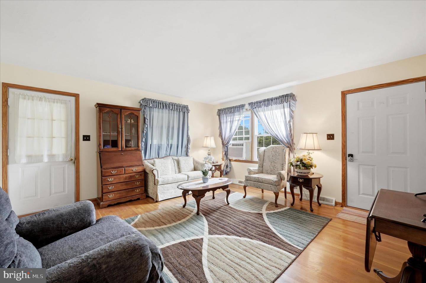 12394 Lord Fairfax Highway photo 11