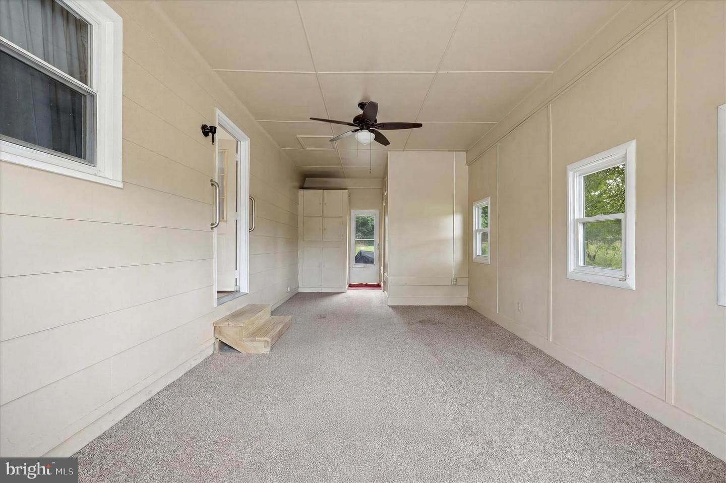 12394 Lord Fairfax Highway photo 25