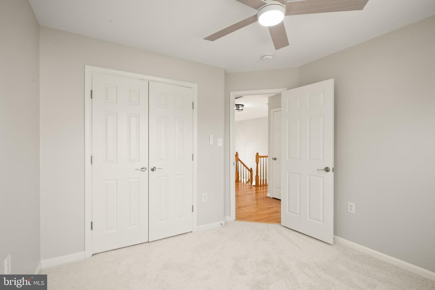 522 Mosby Boulevard photo 32