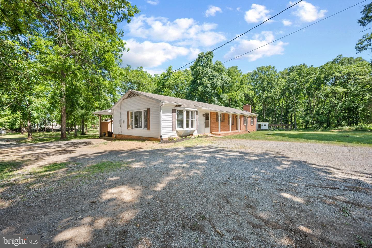 2085 Crums Church Road photo 3