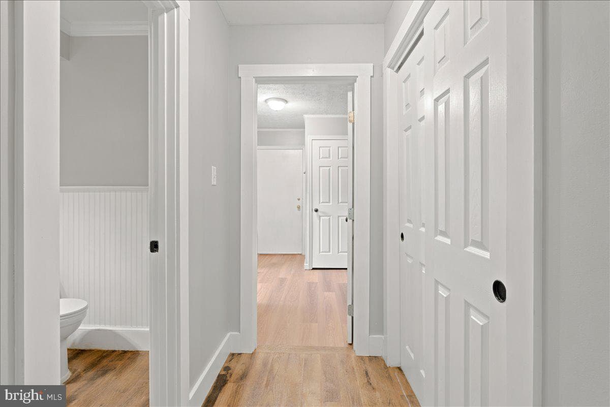 193 Marsh Lane photo 32