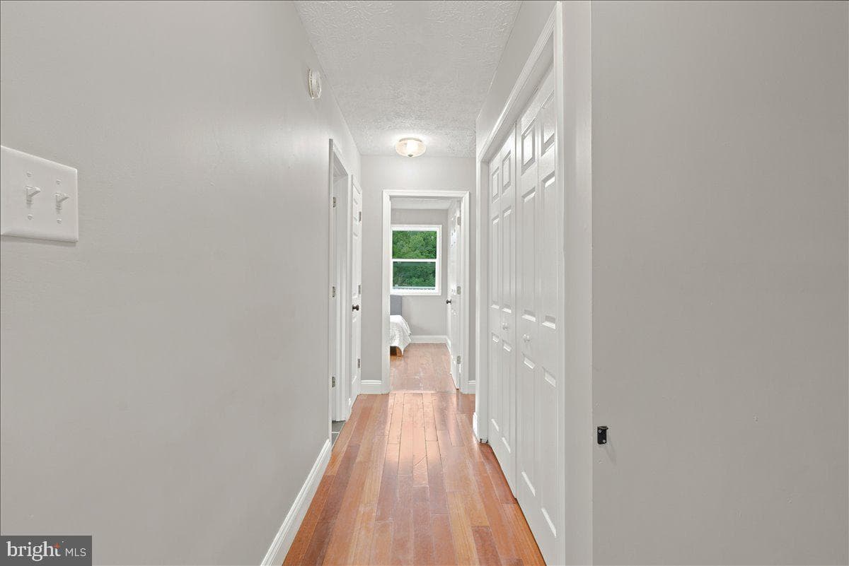 193 Marsh Lane photo 33