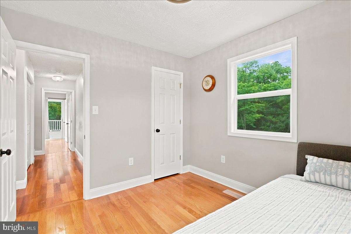 193 Marsh Lane photo 45