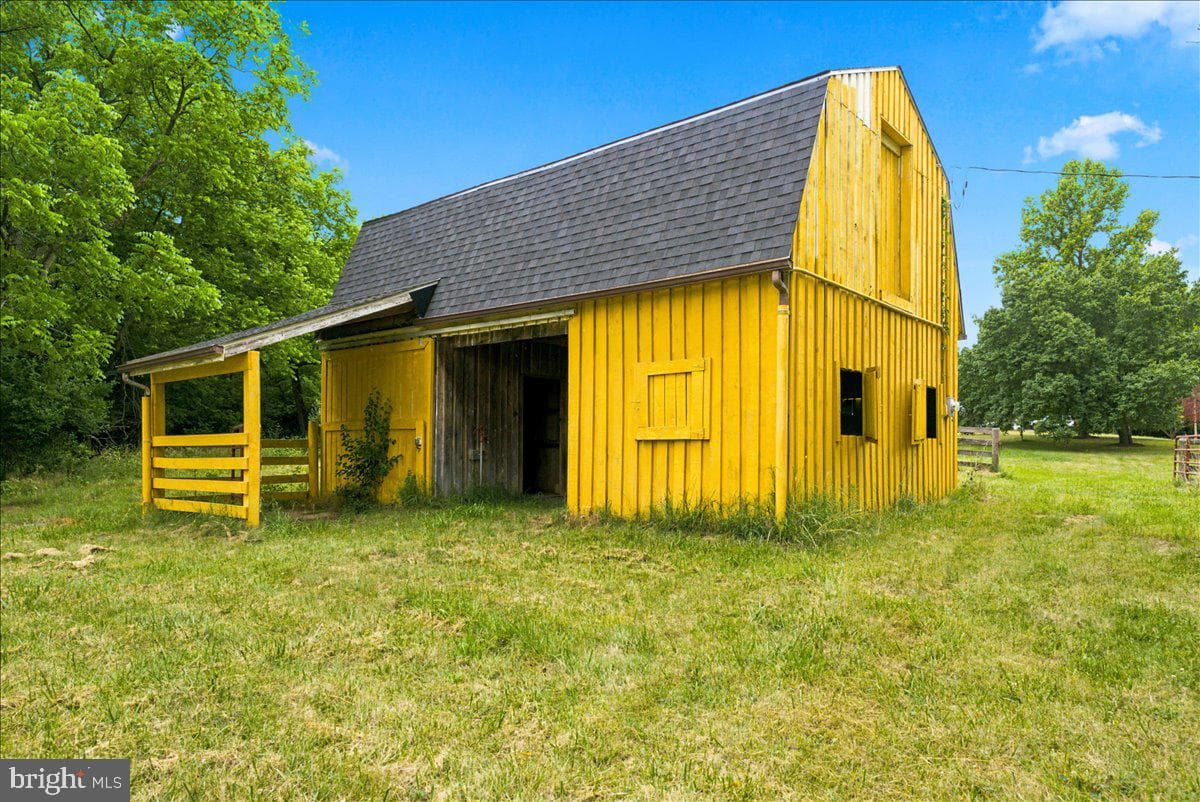 193 Marsh Lane photo 64