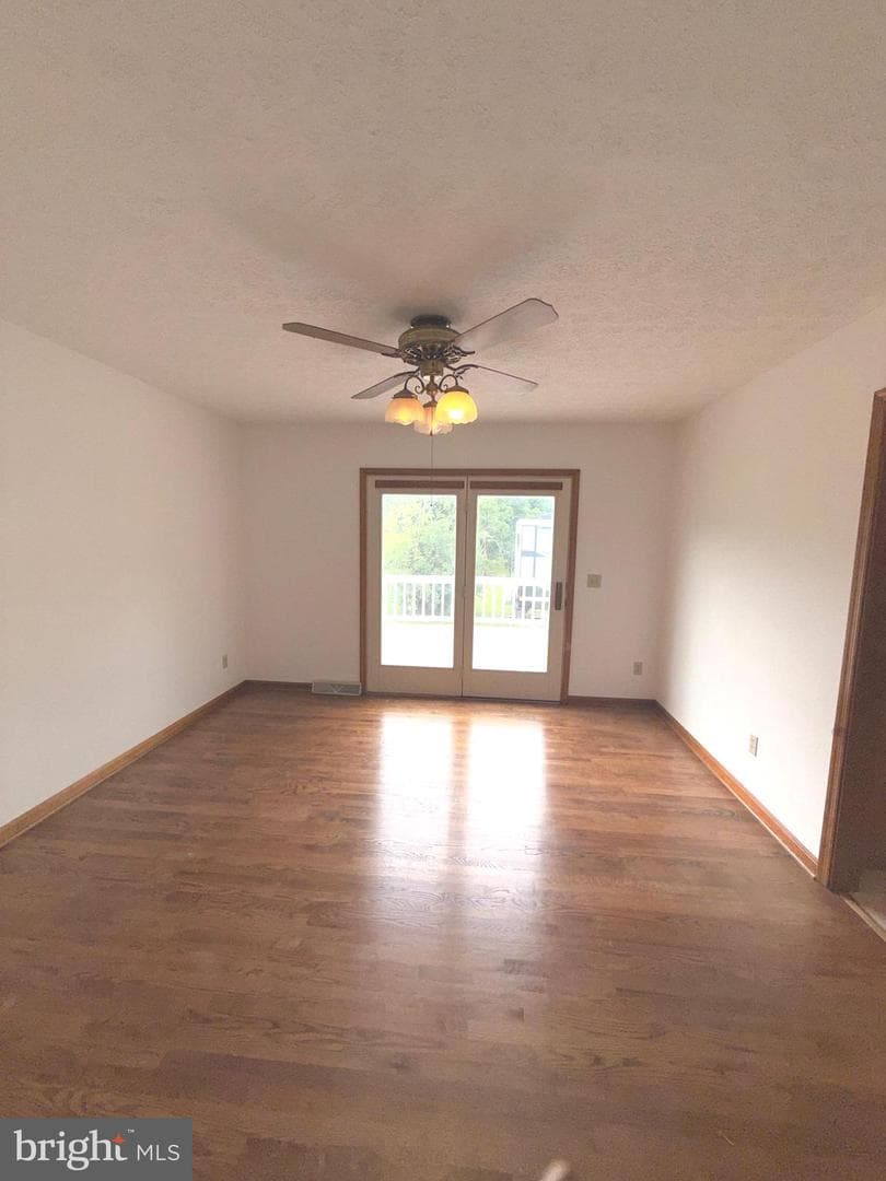 1503 Senseny photo 16