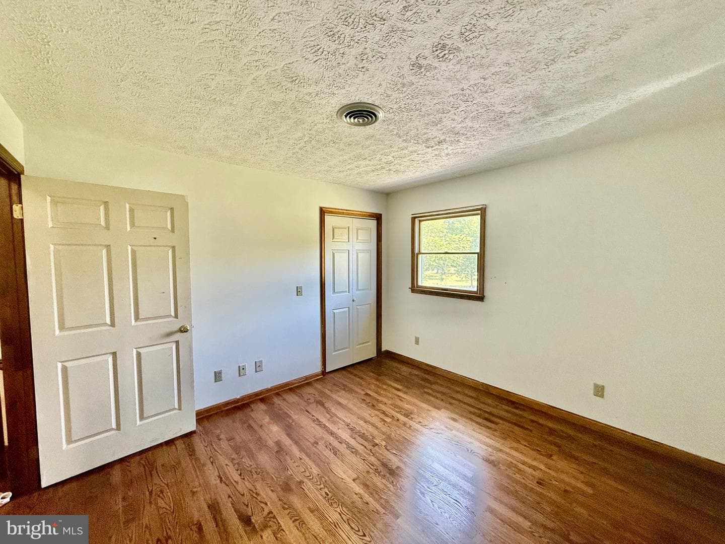 1503 Senseny photo 22