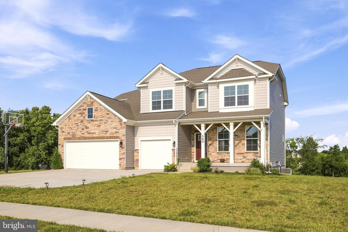 380 Norris Street, Berryville