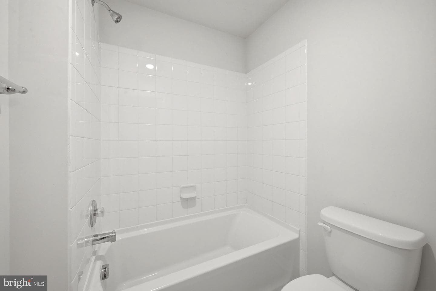 380 Norris Street photo 42