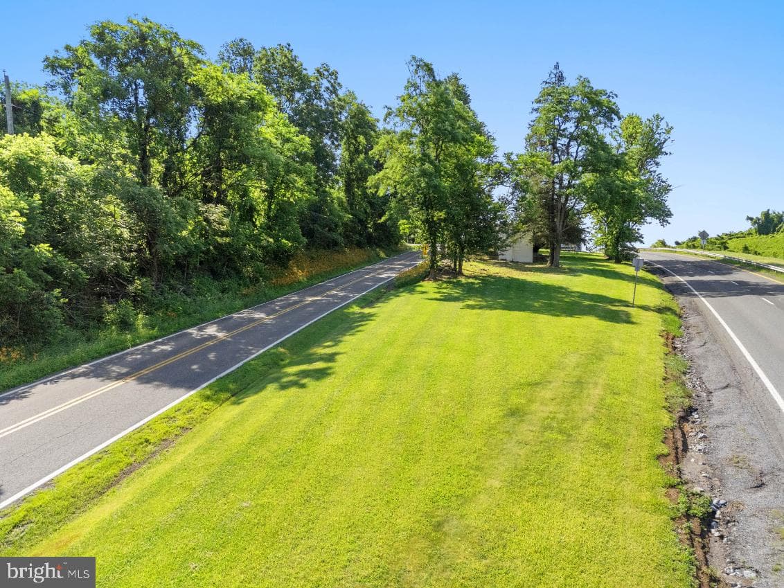 22540 Blue Ridge Mountain Road photo 29