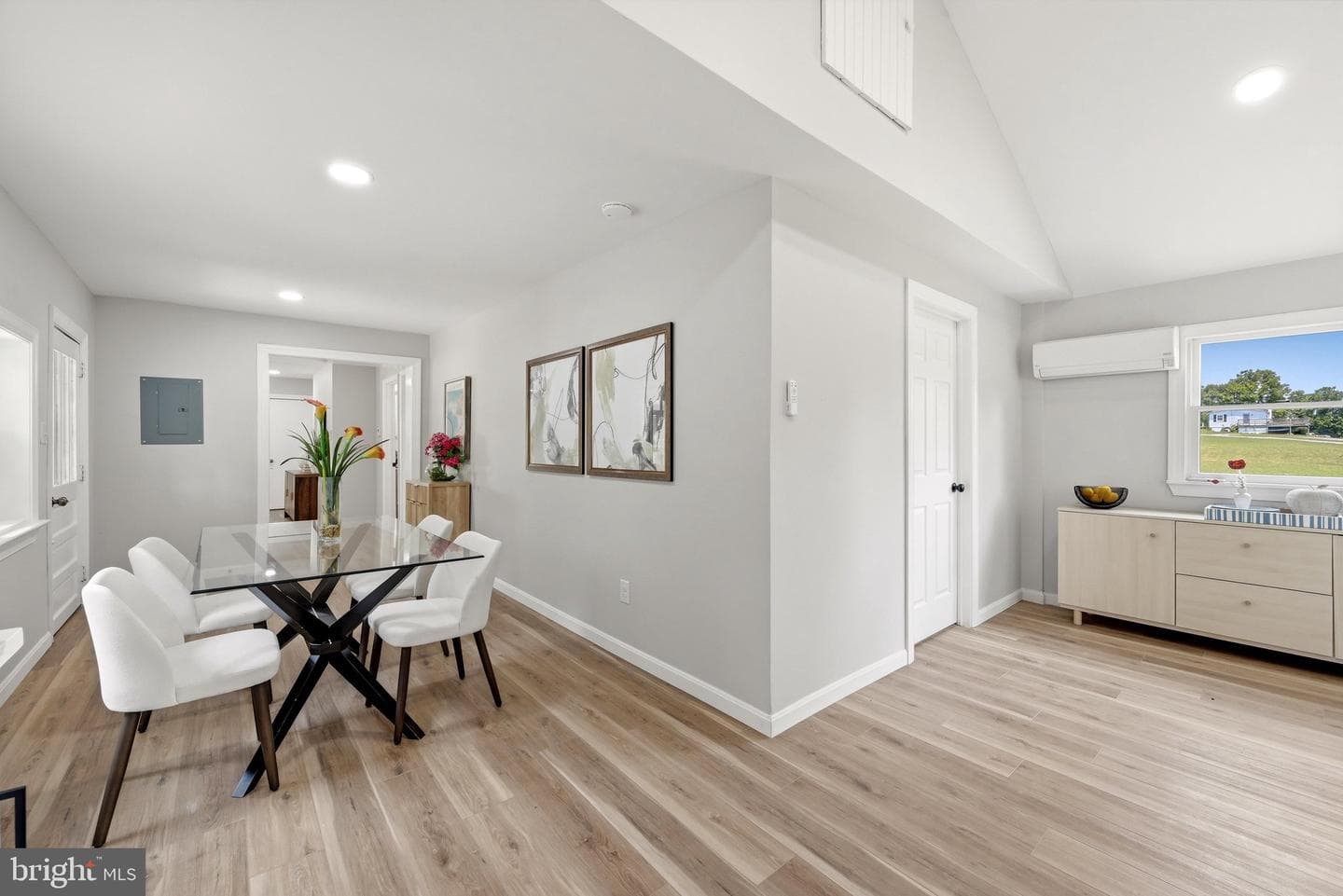 5835 Lord Fairfax Highway photo 11