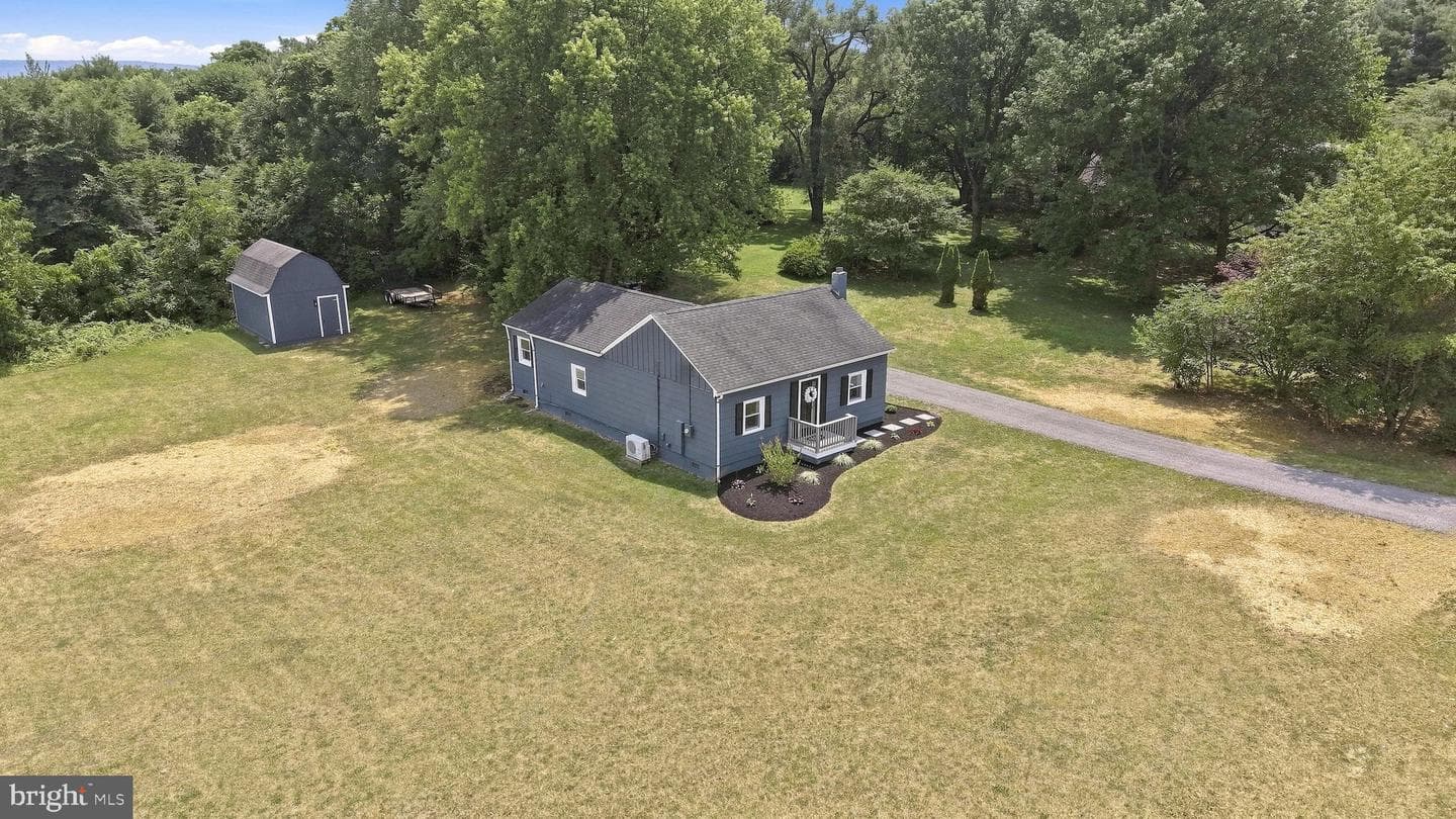 5835 Lord Fairfax Highway photo 31