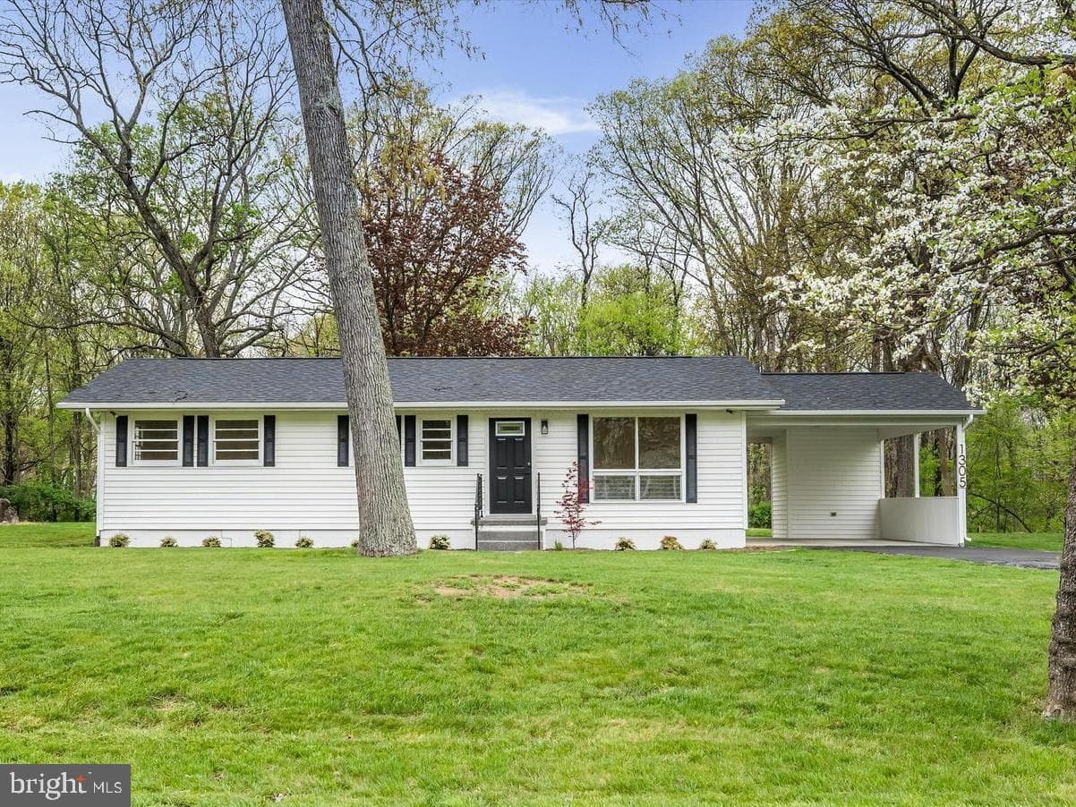 1305 Crums Church Road, Berryville