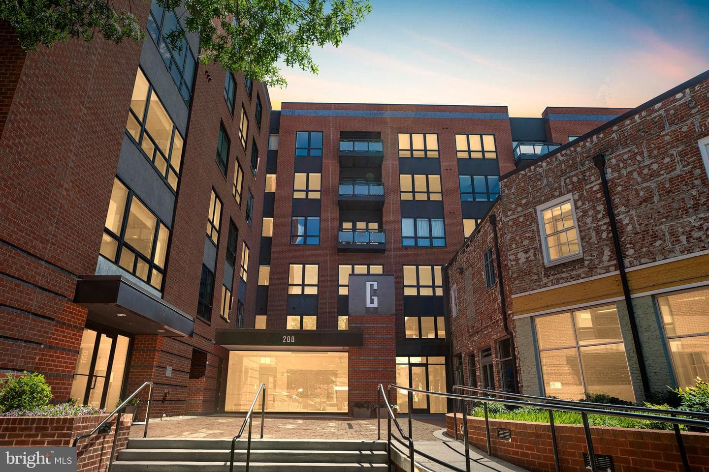 200 Garrett #611, Charlottesville