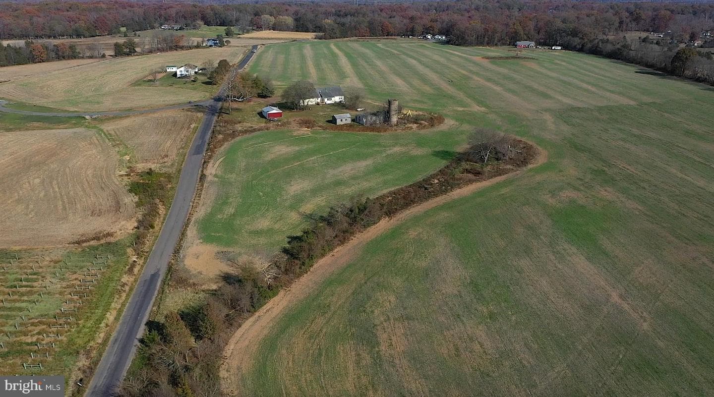 8184 Fox Groves Road photo 13