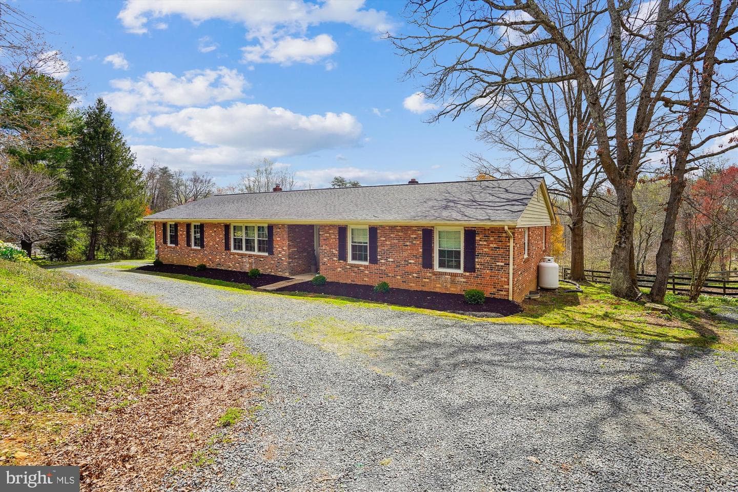 1022 Shetley Road photo 39