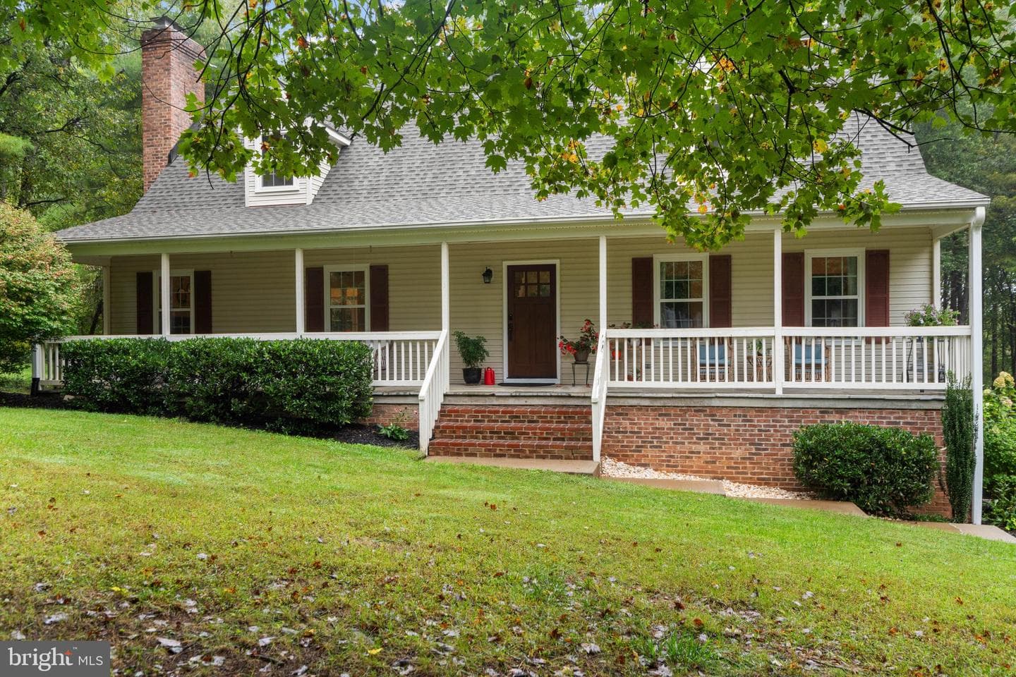 3193 Southampton Drive photo 9