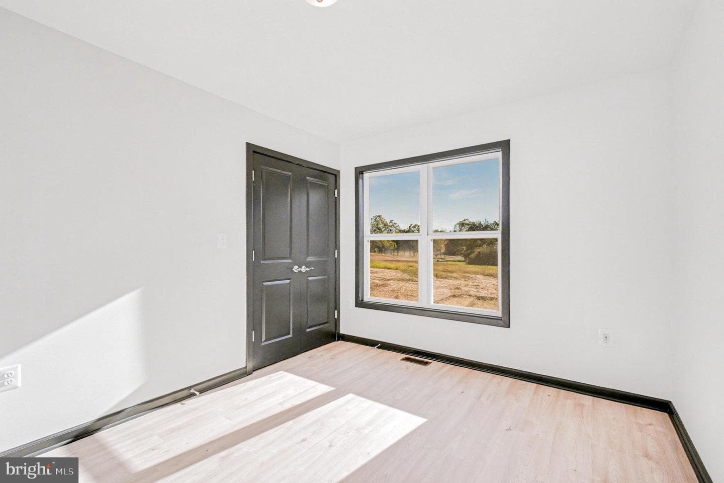 9246 Moses Place photo 7