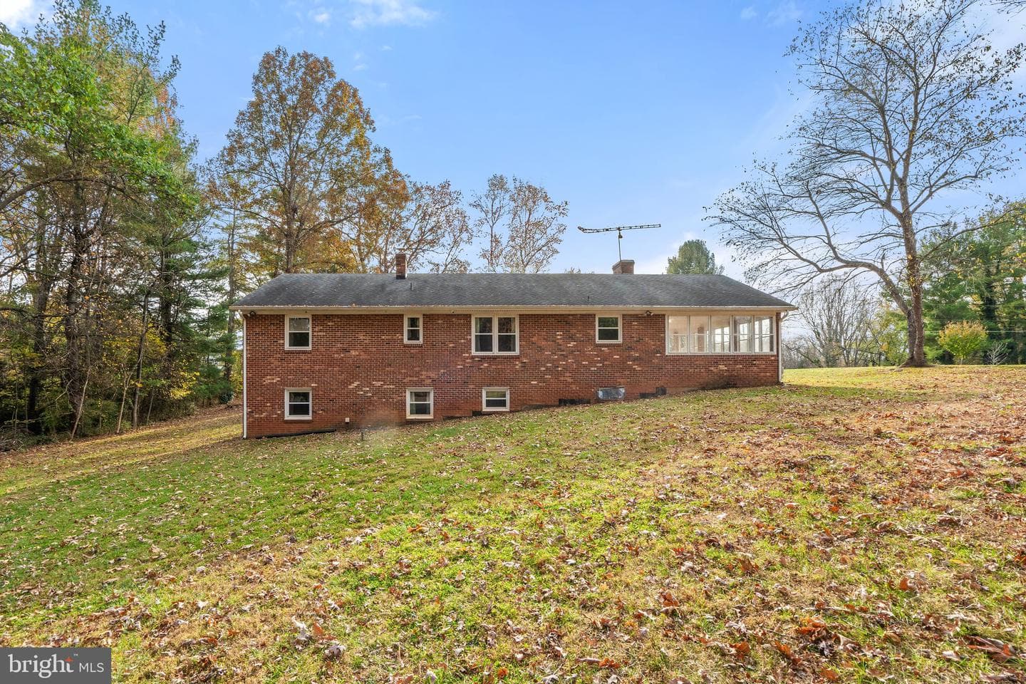 9405 Mountain Run Lake Rd photo 34