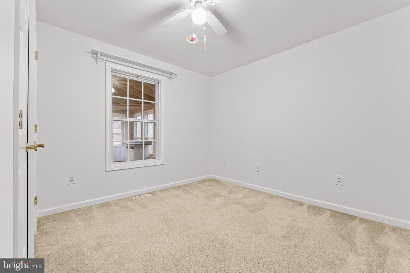 21322 Jennings Road photo 25