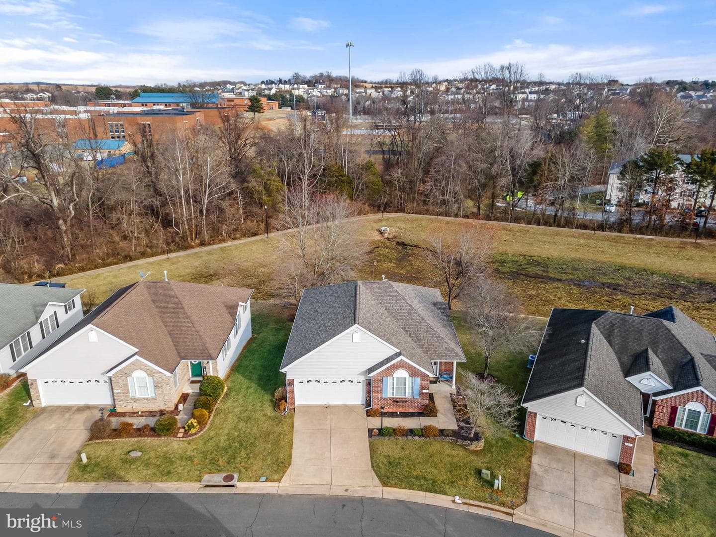 1673 Pin Oak Drive photo 3