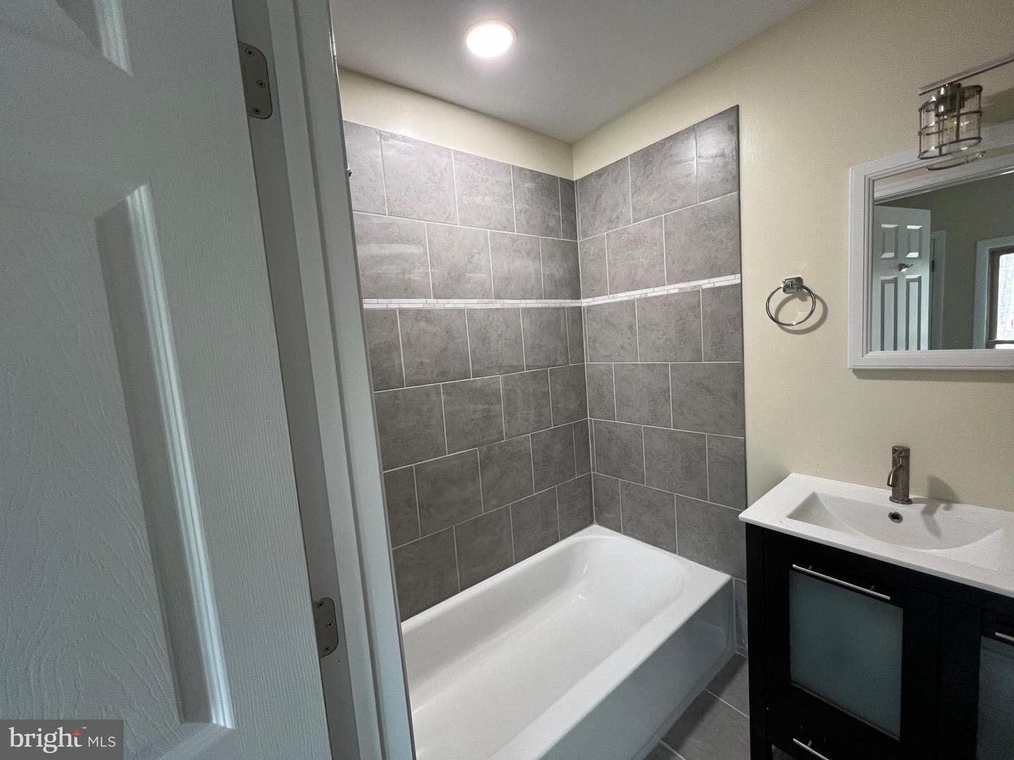 18211 Birmingham Road photo 12