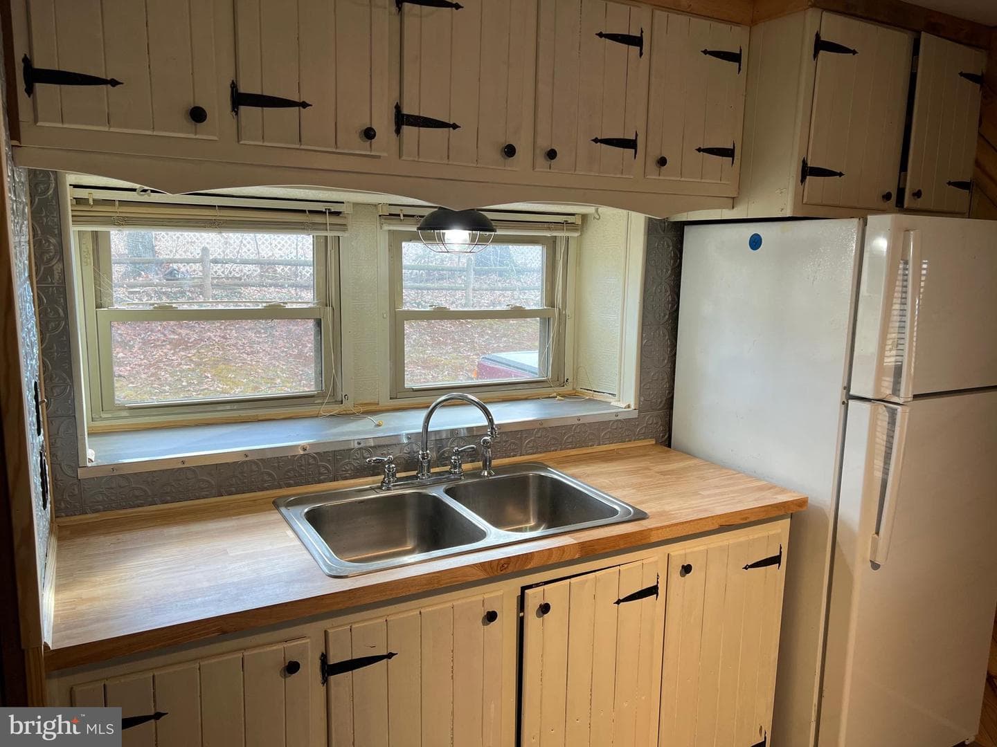 18211 Birmingham Road photo 6