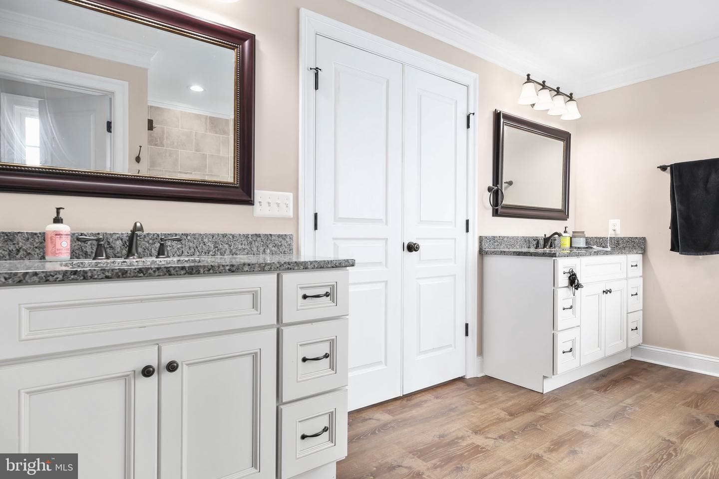 6070 Boston Ridge Court photo 9