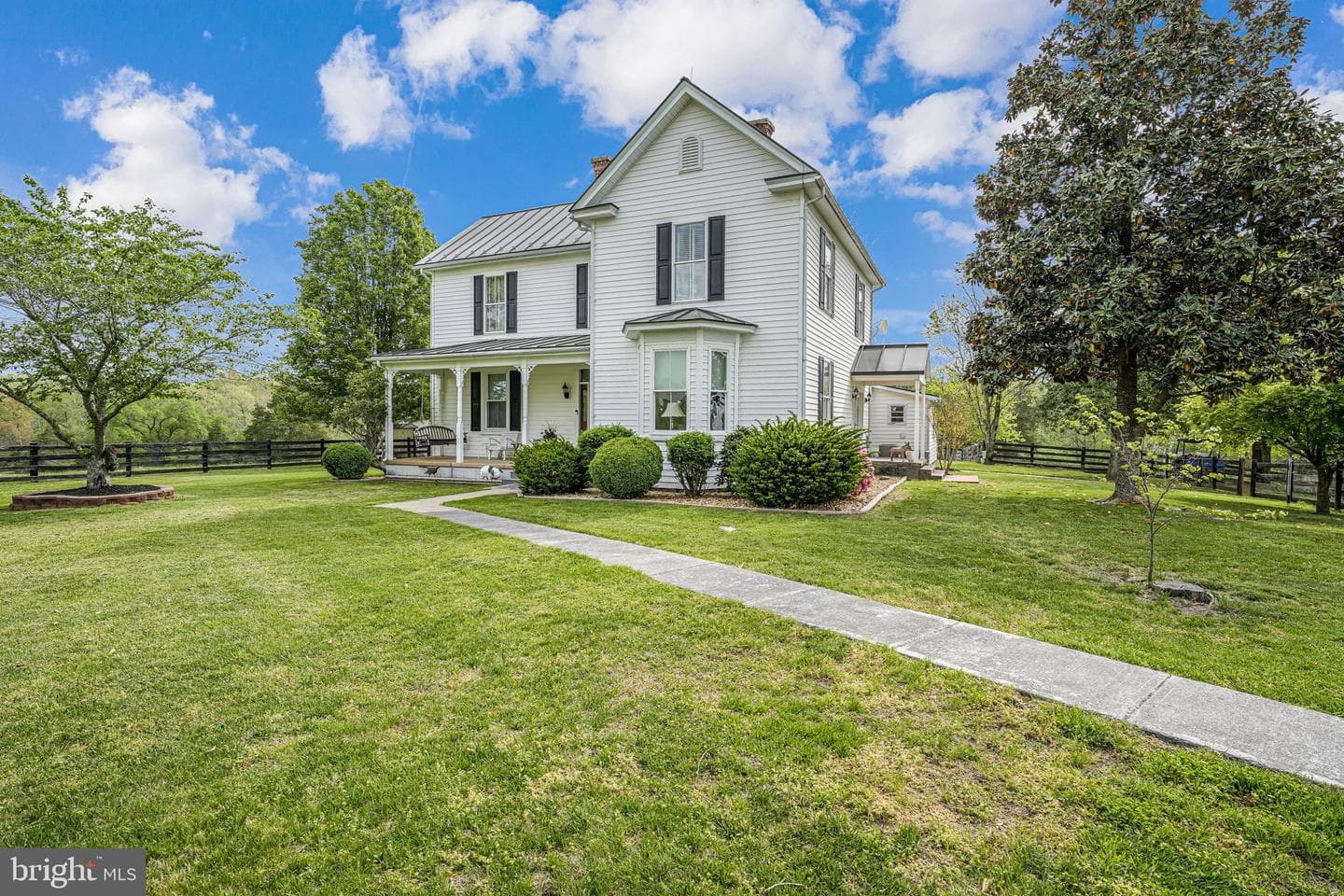 18061 Youngs Lane photo 42