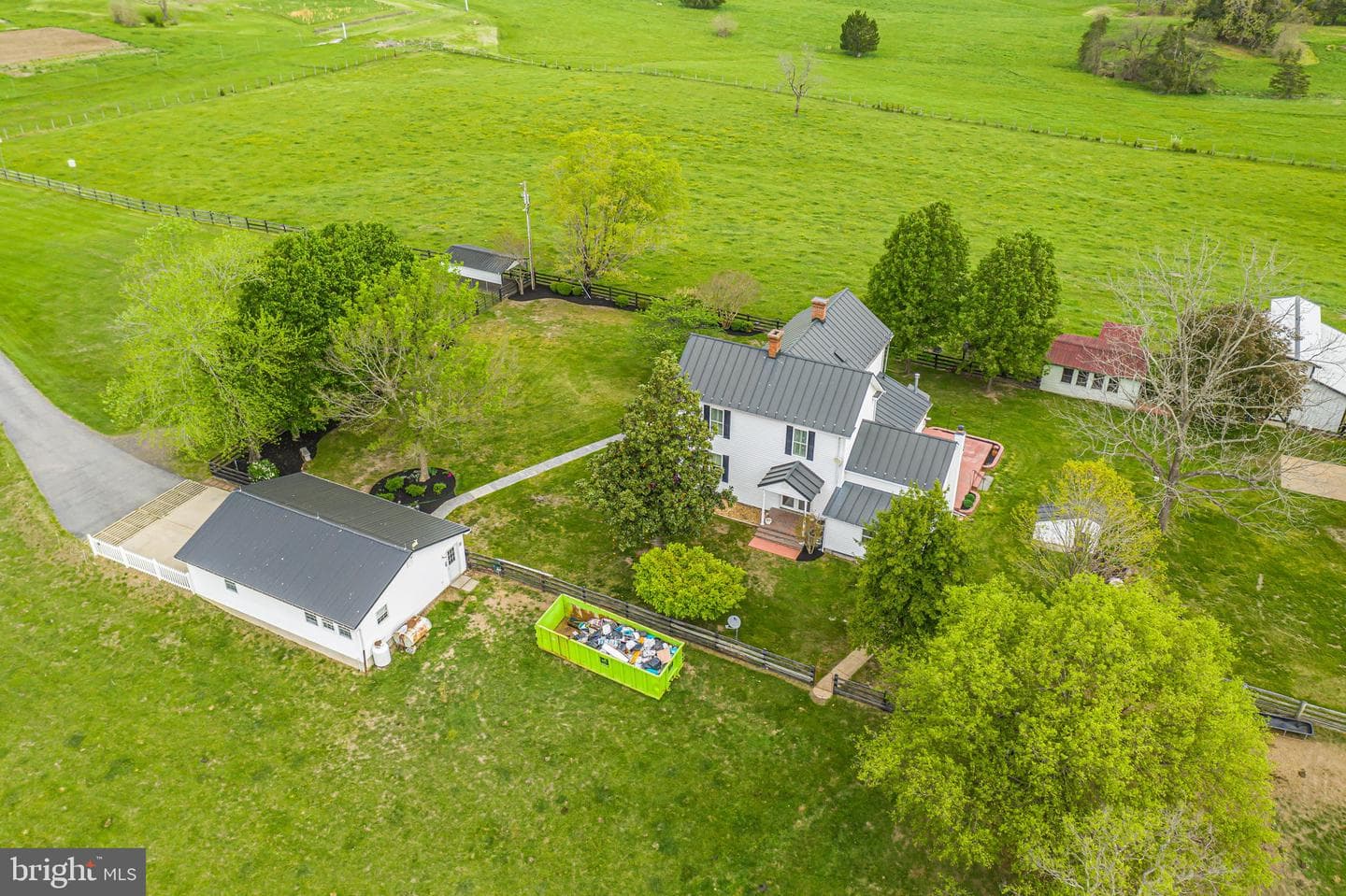 18061 Youngs Lane photo 63